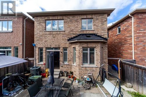 94 Creekland Avenue, Whitchurch-Stouffville (Stouffville), ON - Outdoor With Exterior