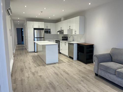 Kitchen - 4534 Av. Du Parc, Montréal (Le Plateau-Mont-Royal), QC - Indoor Photo Showing Kitchen With Stainless Steel Kitchen With Upgraded Kitchen