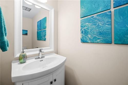 2301 Cavendish Drive|Unit #118, Burlington, ON - Indoor Photo Showing Bathroom