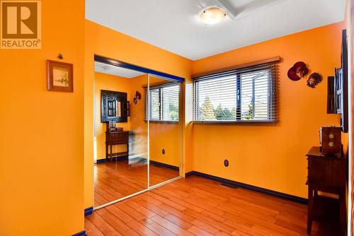 6422 Mack Road, Peachland, BC - Indoor Photo Showing Other Room