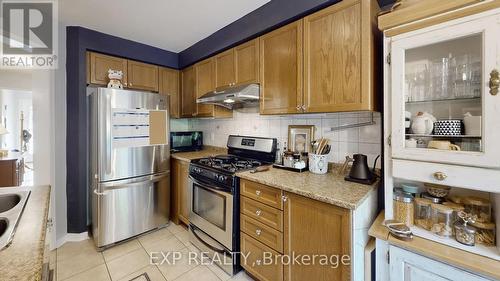 171 Cathedral Drive, Whitby (Rolling Acres), ON - Indoor Photo Showing Kitchen With Stainless Steel Kitchen With Double Sink