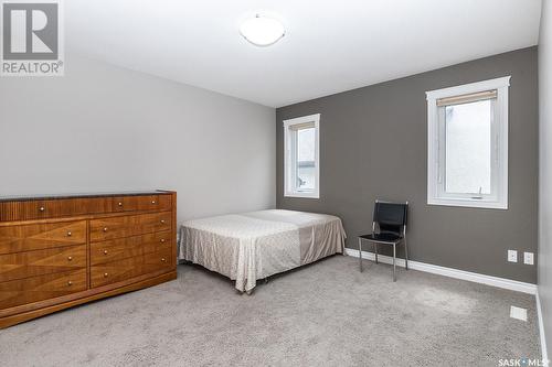 211 Beechdale Court, Saskatoon, SK - Indoor Photo Showing Bedroom