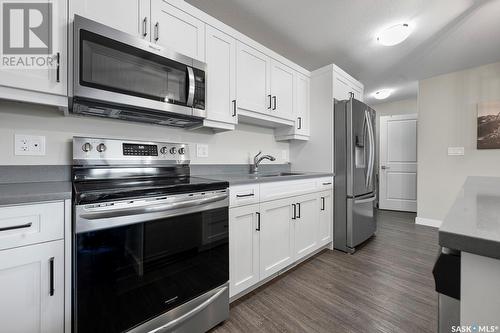 3439 Elgaard Drive, Regina, SK - Indoor Photo Showing Kitchen With Upgraded Kitchen