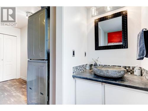 2938 Shannon Place Lot# 5, West Kelowna, BC - Indoor Photo Showing Bathroom