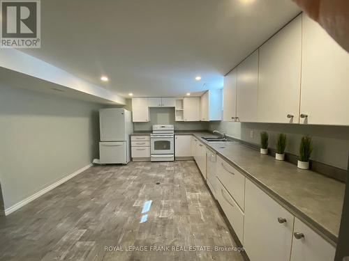 Lower - 1276 Clonsilla Avenue, Peterborough (Monaghan), ON - Indoor Photo Showing Kitchen