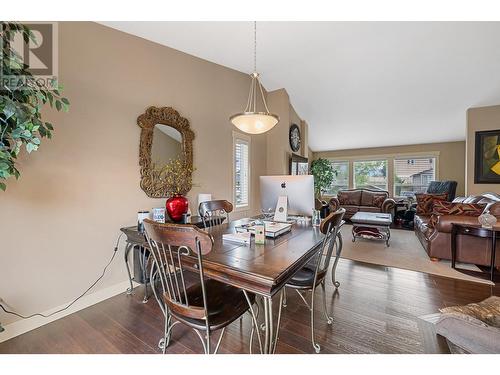 3094 Shetland Road, Kelowna, BC - Indoor Photo Showing Dining Room