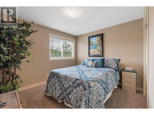 3094 Shetland Road, Kelowna, BC - Indoor Photo Showing Bedroom