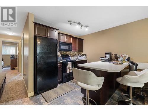 3094 Shetland Road, Kelowna, BC - Indoor