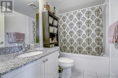 406 - 701 Sheppard Avenue, Toronto (Clanton Park), ON - Indoor Photo Showing Bathroom