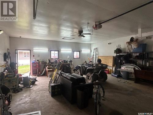 229 Aldridge Street, Bienfait, SK - Indoor Photo Showing Garage