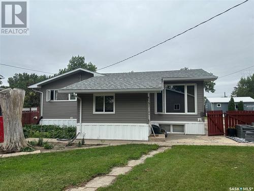 229 Aldridge Street, Bienfait, SK - Outdoor