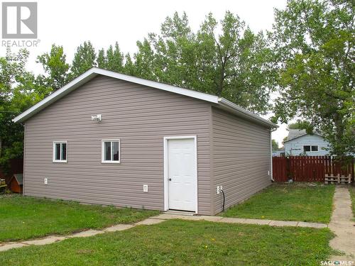 229 Aldridge Street, Bienfait, SK - Outdoor With Exterior