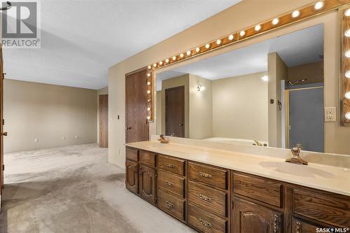 11 Bain Crescent, Saskatoon, SK - Indoor Photo Showing Bathroom