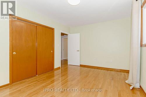 211 Leaside Drive, Welland, ON - Indoor Photo Showing Other Room