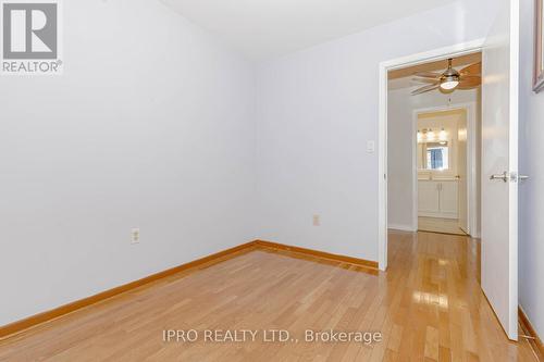 211 Leaside Drive, Welland, ON - Indoor Photo Showing Other Room