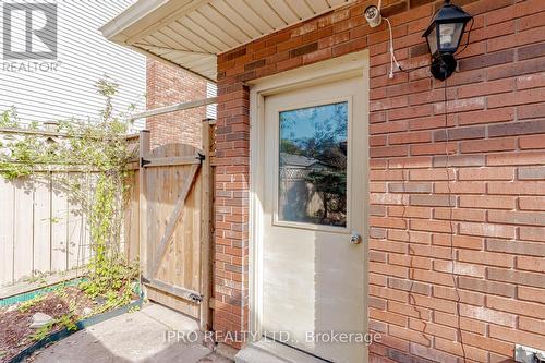 211 Leaside Drive, Welland, ON - Outdoor With Exterior