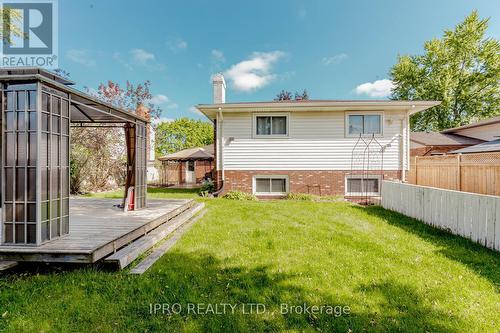 211 Leaside Drive, Welland, ON - Outdoor