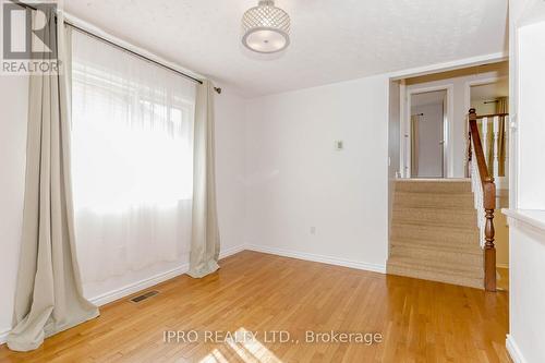 211 Leaside Drive, Welland, ON - Indoor Photo Showing Other Room