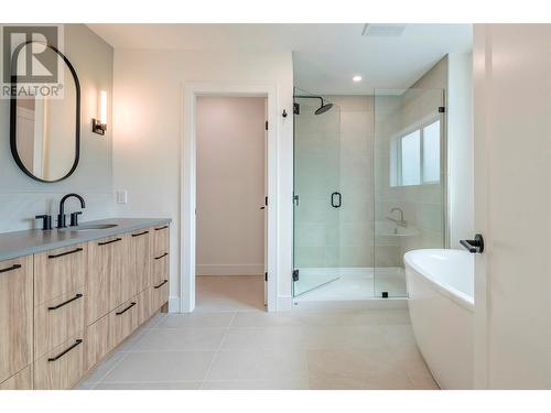 2452 Bradley Drive Lot# 11, Armstrong, BC - Indoor Photo Showing Bathroom