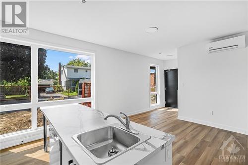 391 Dieppe Street Unit#01, Ottawa, ON - Indoor Photo Showing Kitchen