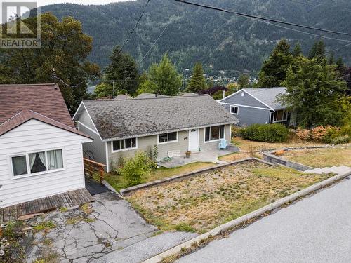 605 Seventh  Street, Nelson, BC - Outdoor