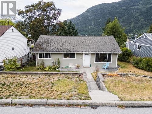 605 Seventh  Street, Nelson, BC - Outdoor