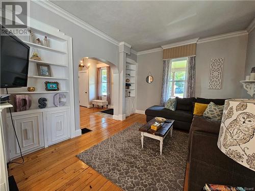 176 Chapel Street, Grand-Sault/Grand Falls, NB - Indoor Photo Showing Living Room