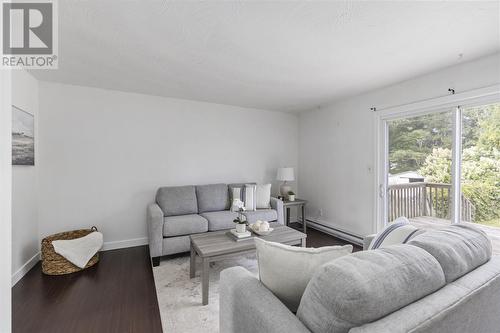 50 Atwater St, Sault Ste. Marie, ON - Indoor Photo Showing Living Room