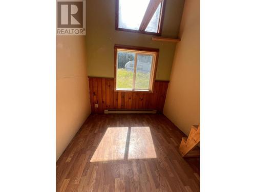 8479 Red Mountain Road, Silverton, BC - Indoor Photo Showing Other Room