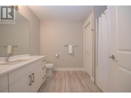 6600 Okanagan Avenue Unit# 15, Vernon, BC - Indoor Photo Showing Bathroom