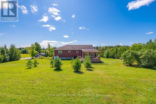 406 Lakehurst Circle Road, Galway-Cavendish And Harvey, ON - Outdoor