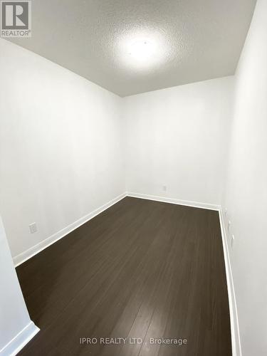 822 - 75 Norman Bethune Avenue, Richmond Hill, ON - Indoor Photo Showing Other Room