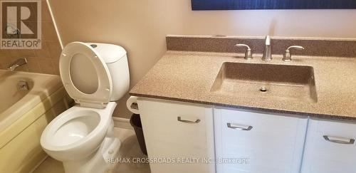 823 - 25 Austin Drive, Markham (Markville), ON - Indoor Photo Showing Bathroom