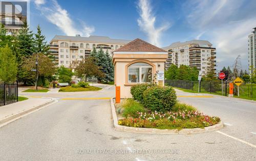 2101 - 6 Dayspring Circle, Brampton (Goreway Drive Corridor), ON - Outdoor With Facade