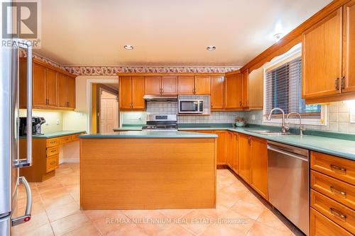 14389 Ninth Line, Halton Hills, ON - Indoor Photo Showing Kitchen