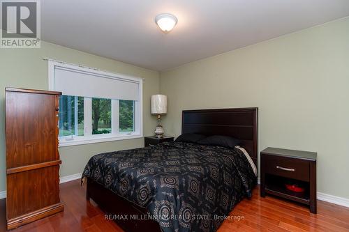 14389 Ninth Line, Halton Hills, ON - Indoor Photo Showing Bedroom