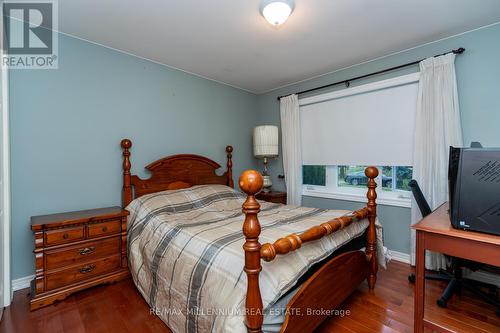 14389 Ninth Line, Halton Hills, ON - Indoor Photo Showing Bedroom