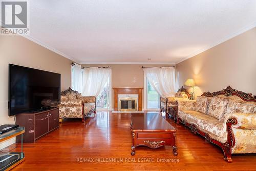 14389 Ninth Line, Halton Hills, ON - Indoor Photo Showing Living Room With Fireplace