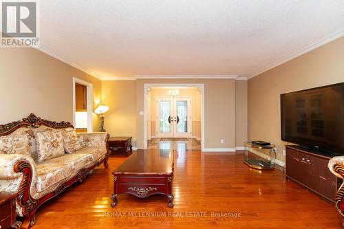 14389 Ninth Line, Halton Hills, ON - Indoor Photo Showing Living Room