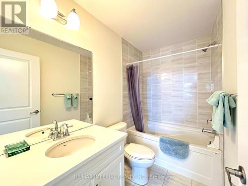 131 Beaveridge Avenue, Oakville, ON - Indoor Photo Showing Bathroom