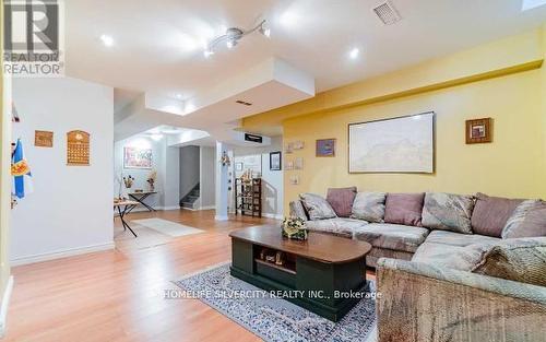 34 Feather Reed Way, Brampton (Sandringham-Wellington), ON - Indoor Photo Showing Living Room