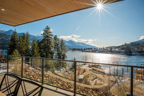 575 Larch Drive, Kaslo, BC - Outdoor With Body Of Water With View