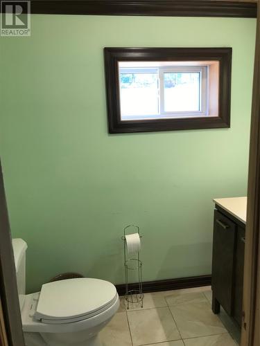 93 St. Thomas Line, Paradise, NL - Indoor Photo Showing Bathroom