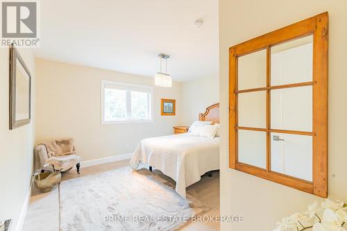 34734 Bayfield Road, Bluewater (Bayfield), ON - Indoor Photo Showing Bedroom