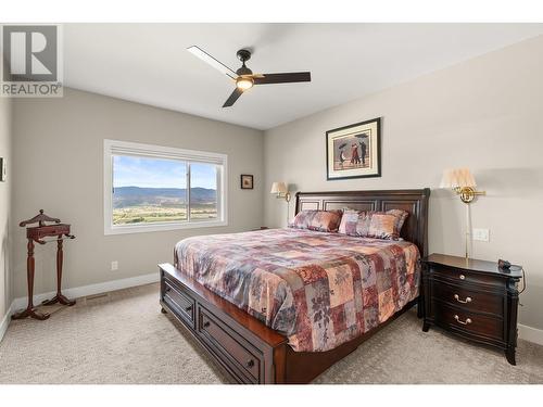 3900 Seminole Road, Kelowna, BC - Indoor Photo Showing Bedroom