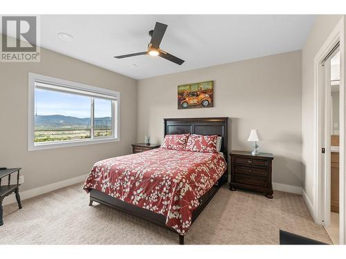 3900 Seminole Road, Kelowna, BC - Indoor Photo Showing Bedroom