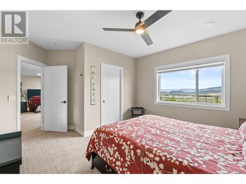 3900 Seminole Road, Kelowna, BC - Indoor Photo Showing Bedroom