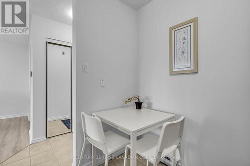 415 - 15 Jacksway Crescent, London, ON - Indoor