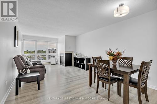 415 - 15 Jacksway Crescent, London, ON - Indoor Photo Showing Dining Room