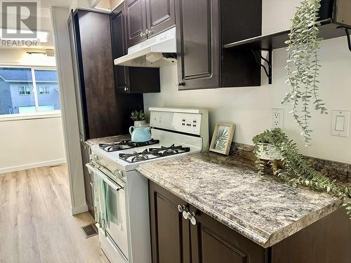 3803 Alderwood Court, Prince George, BC - Indoor Photo Showing Kitchen With Double Sink